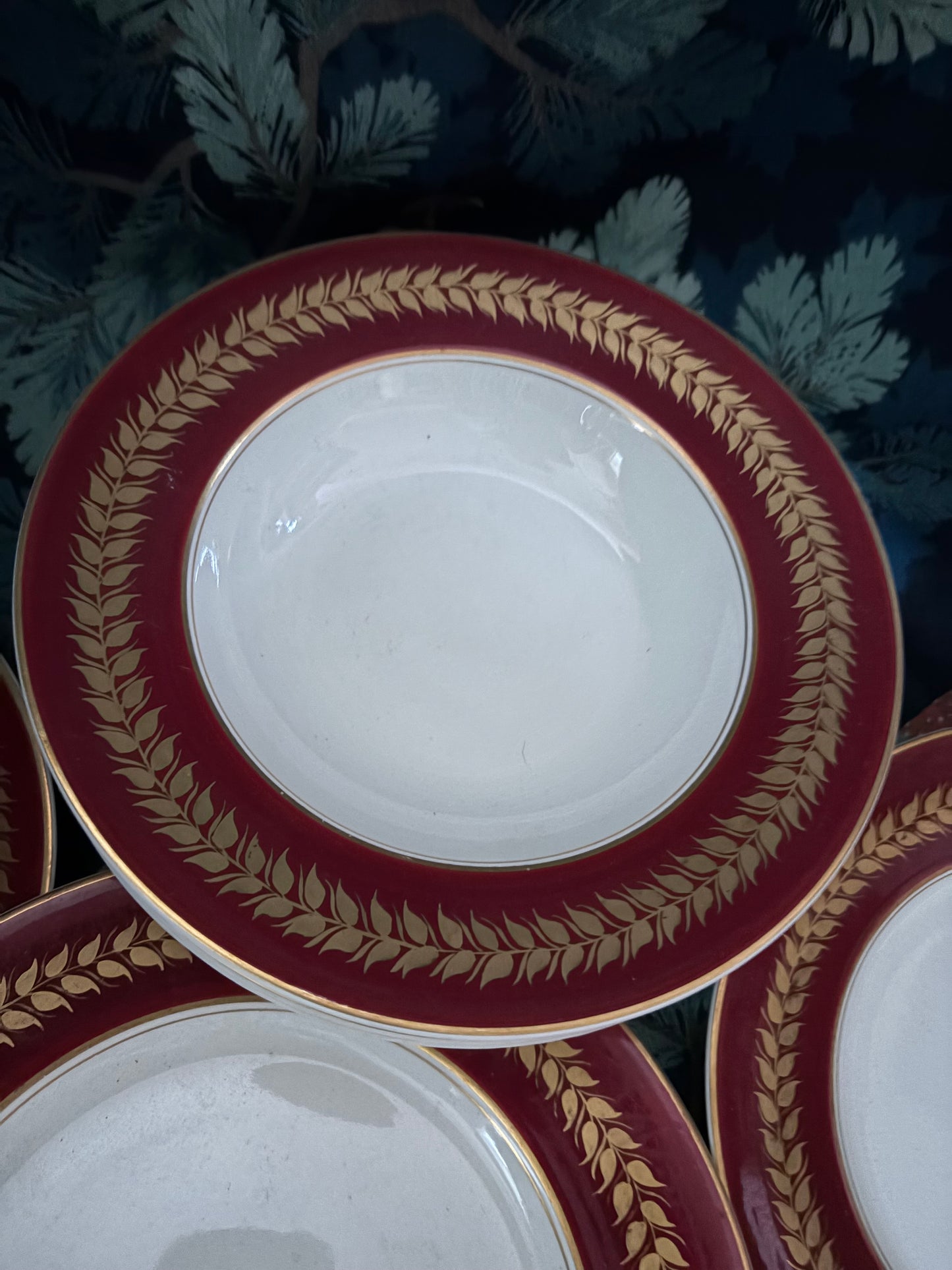 SET OF PLATES