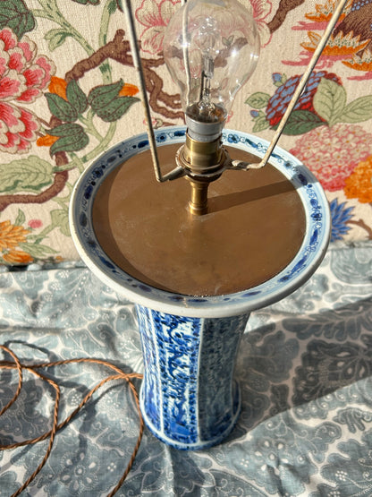 VASE LAMP
