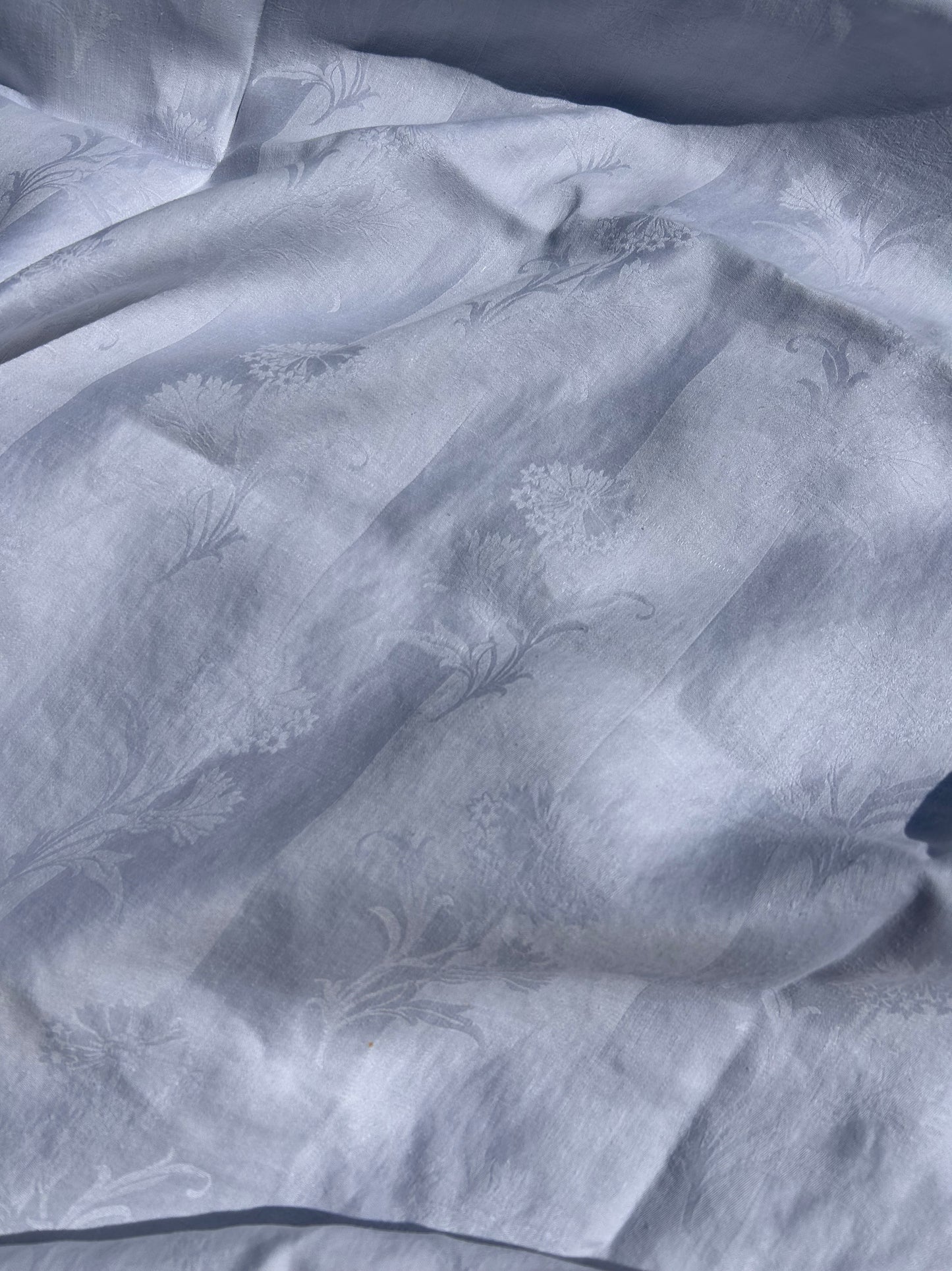 LINEN CLOTH