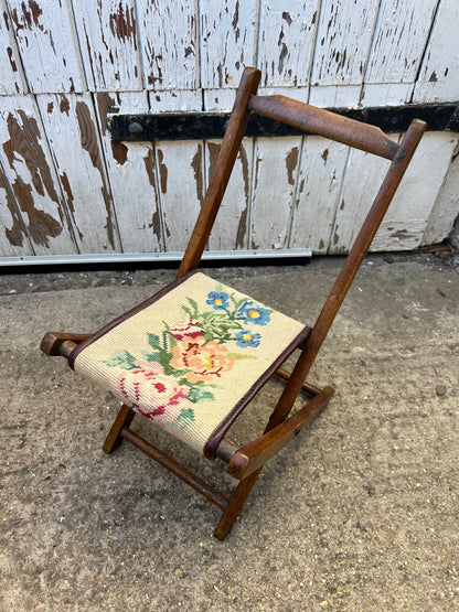 MINIATURE CHAIR