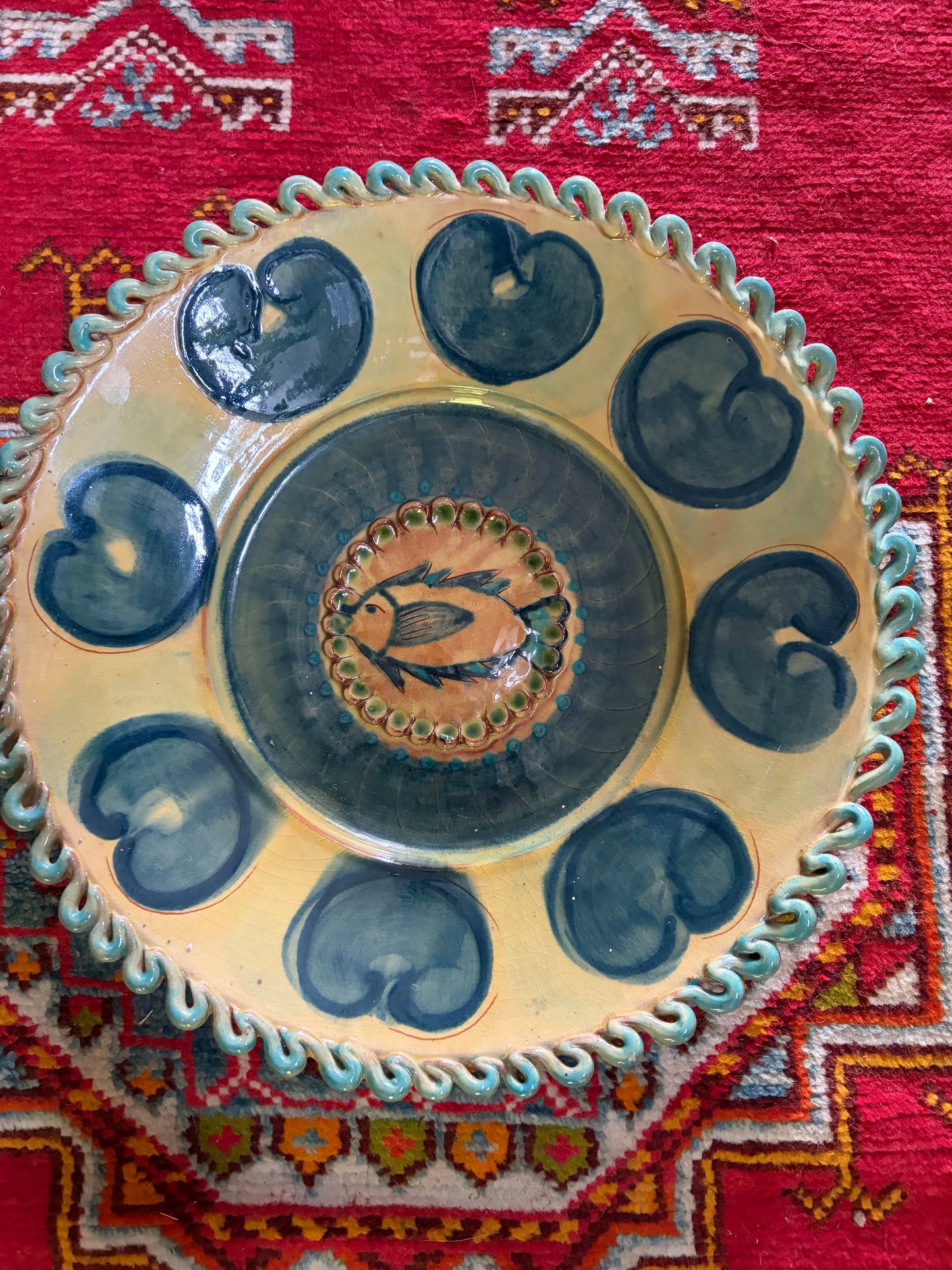 DECORATIVE PLATE