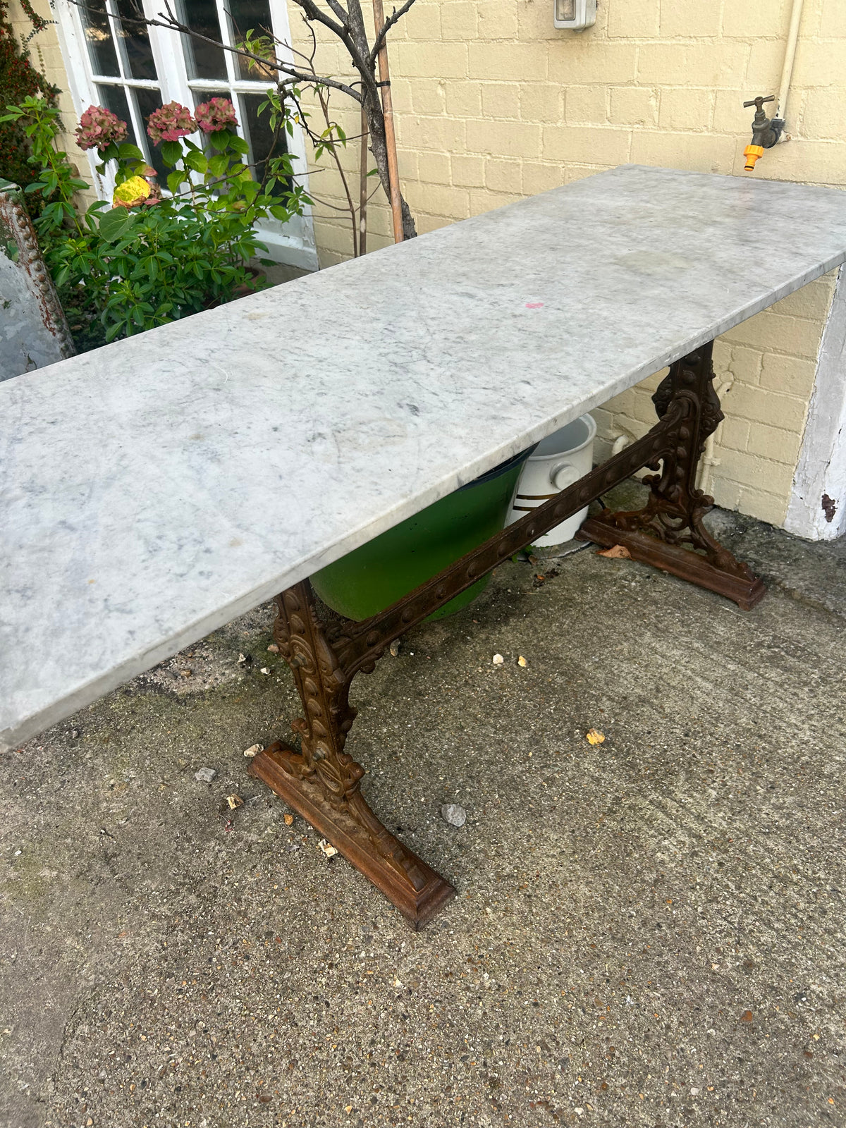 MARBLE HALL TABLE