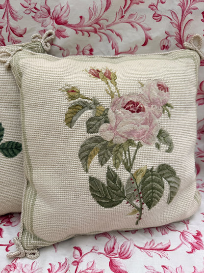 PAIR OF TAPESTRY CUSHIONS