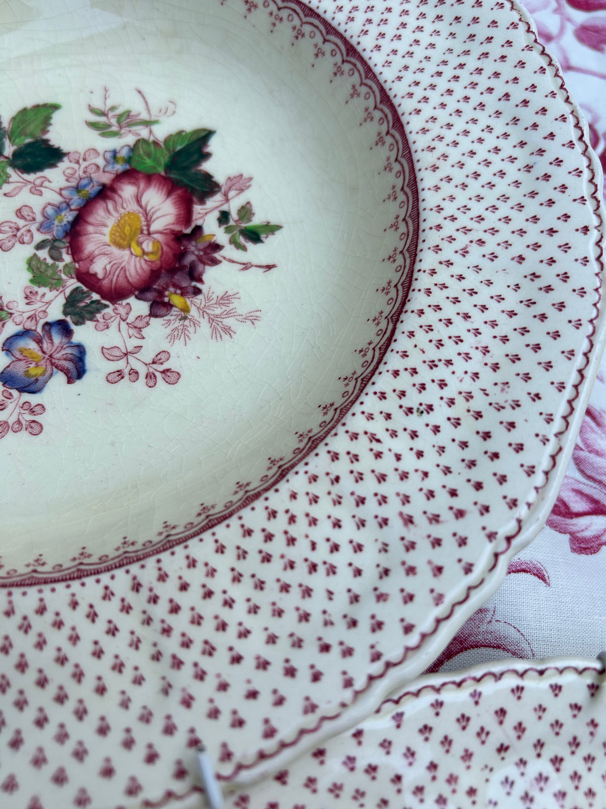 PAIR OF PLATES