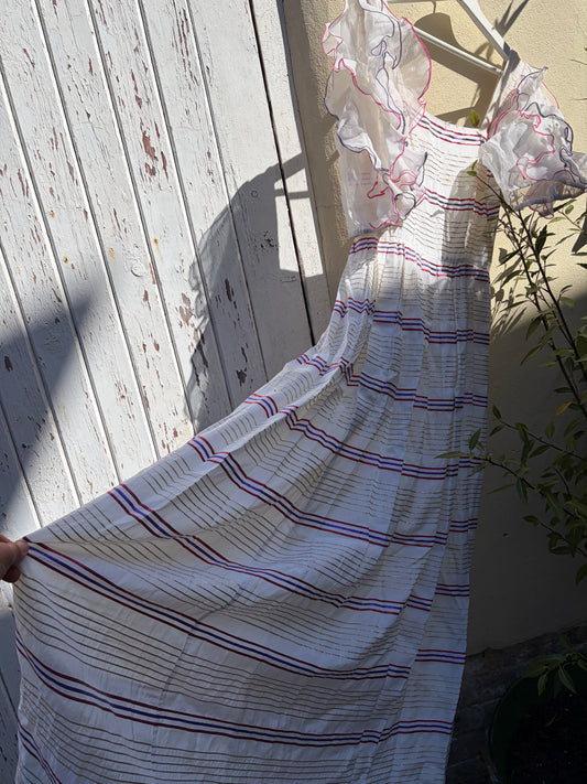 VINTAGE DRESS