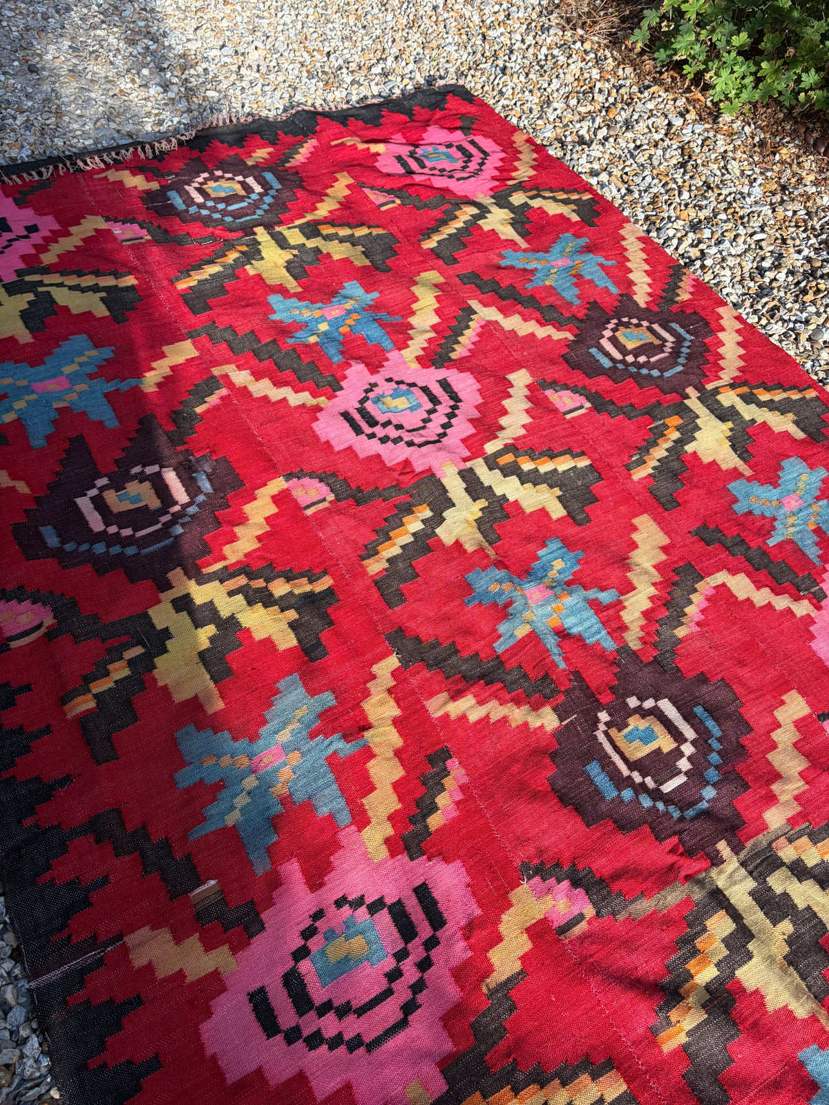 RUG/ THROW