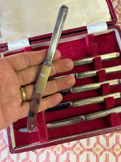 SILVER KNIVES