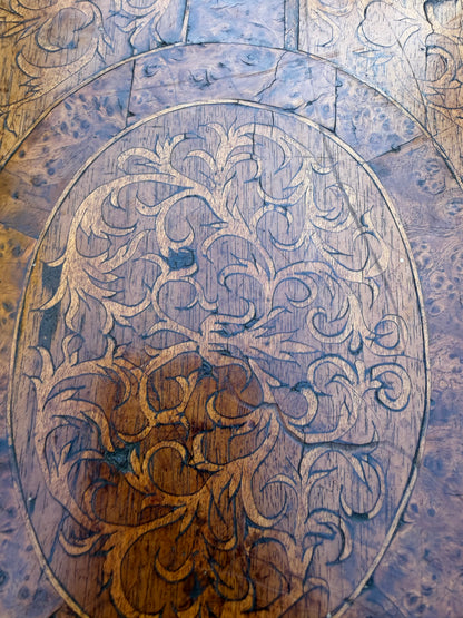 ANTIQUE WALNUT BOX