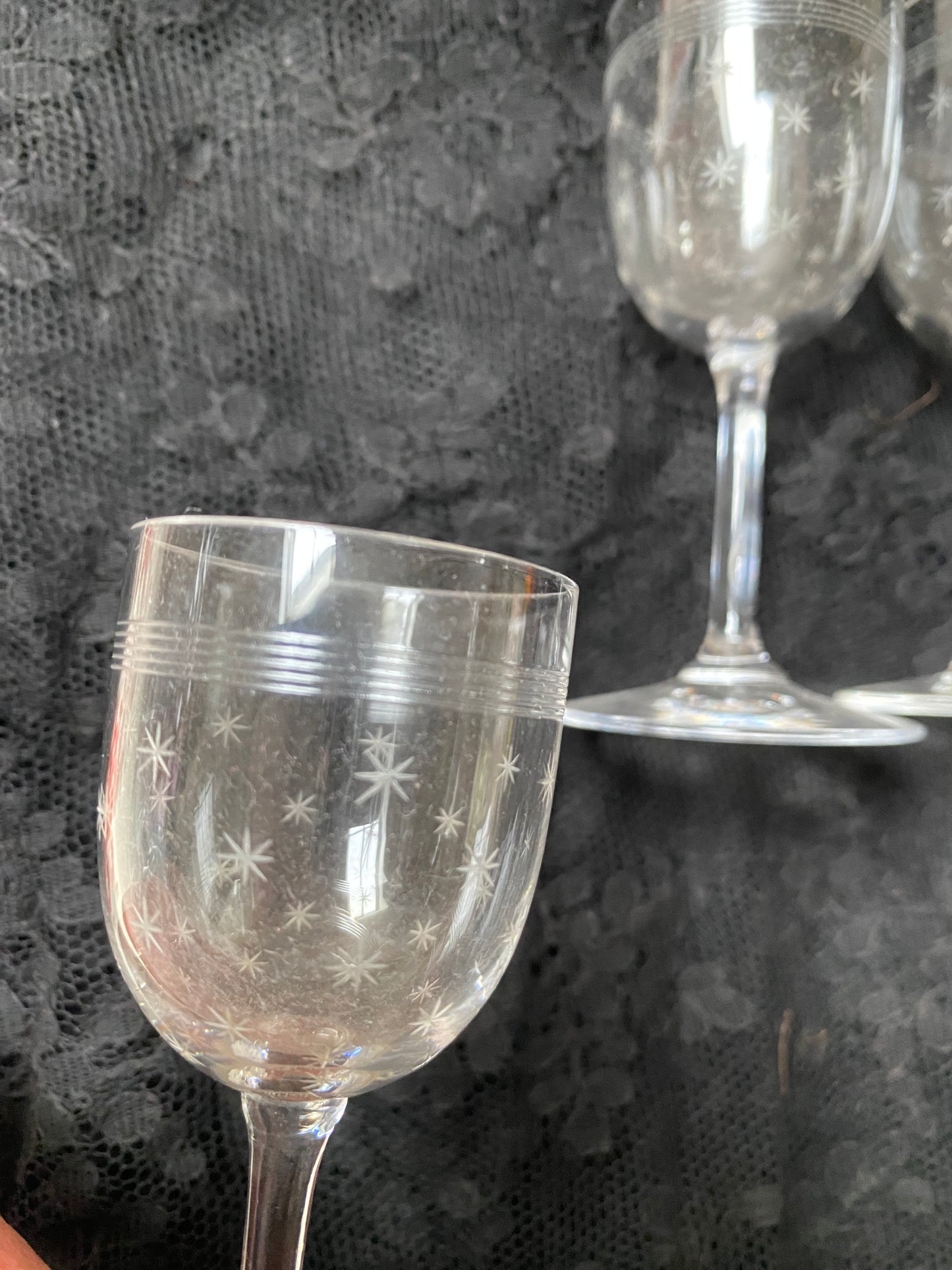 PORT/SHEERY GLASSES
