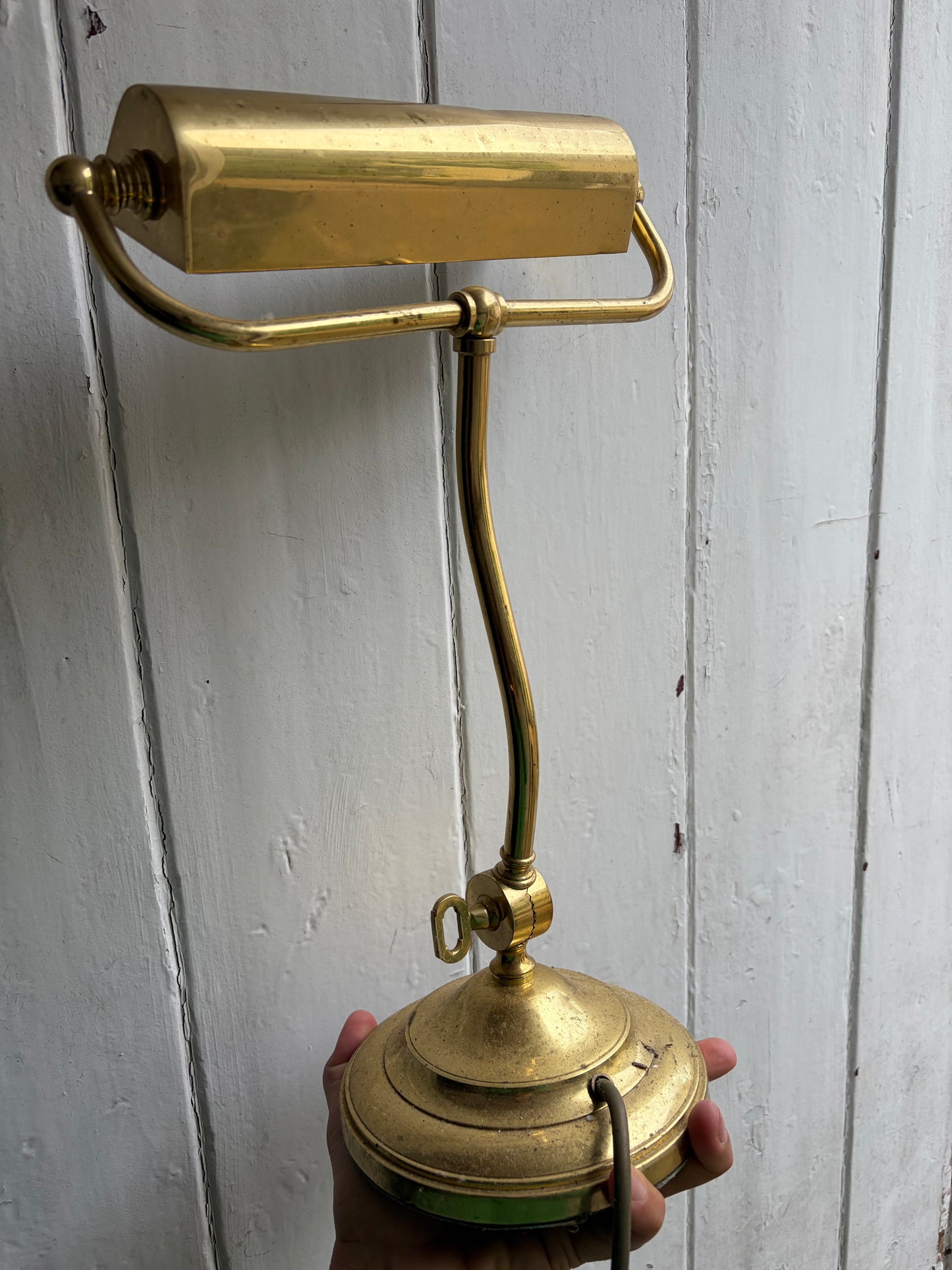 DESK LIGHT