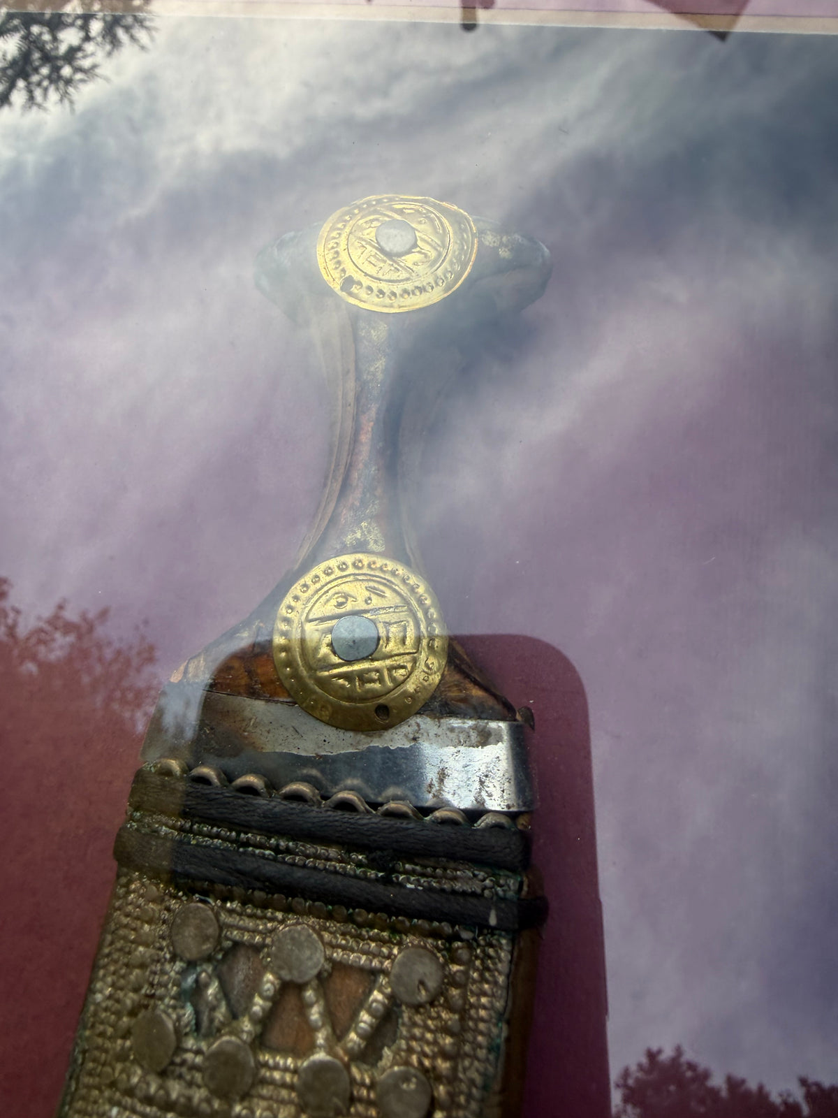 BOXED CEREMONIAL KNIVES