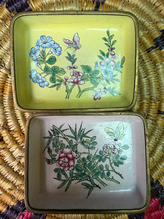 ENAMEL PIN TRAYS
