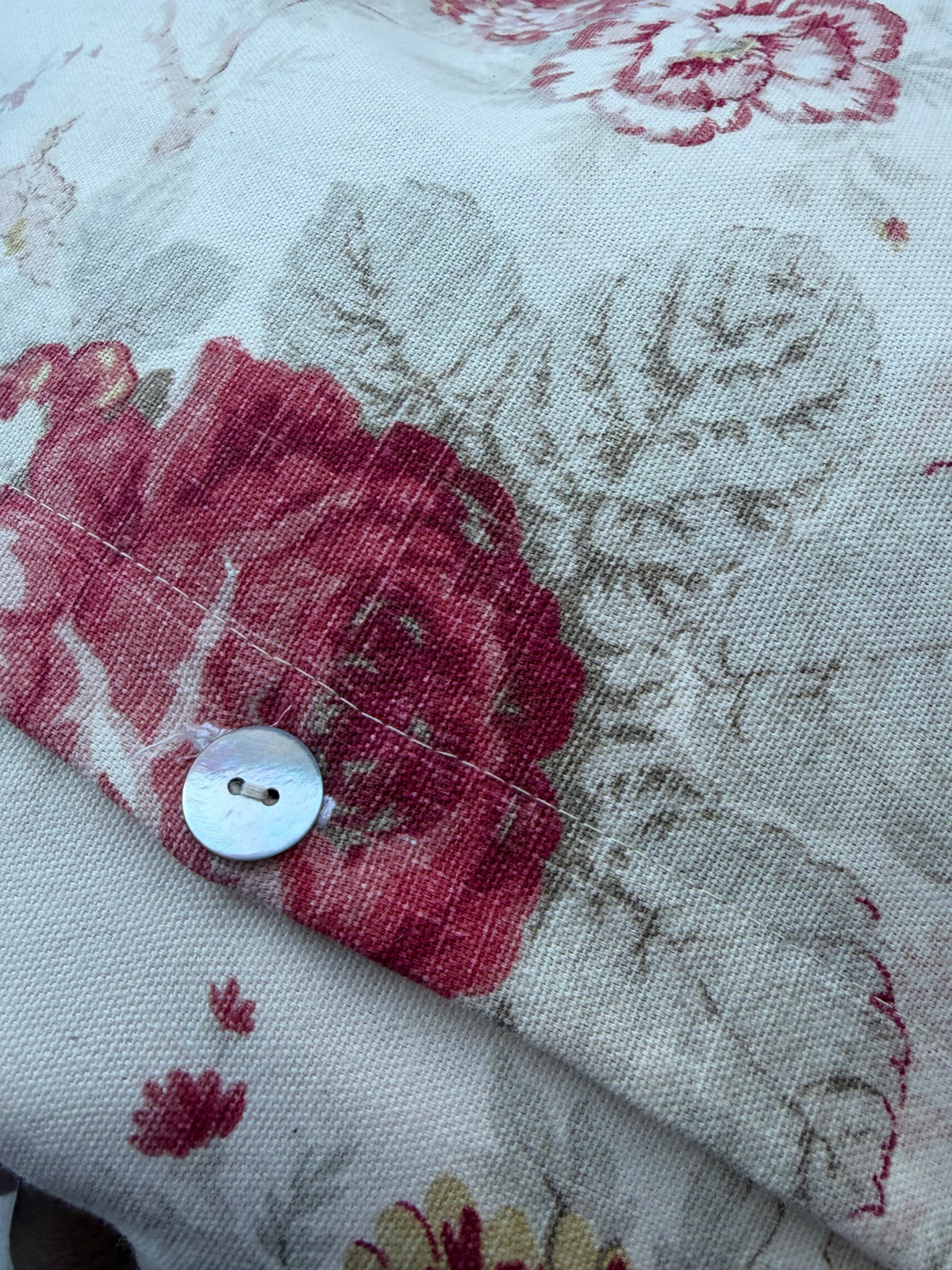 CUSHION