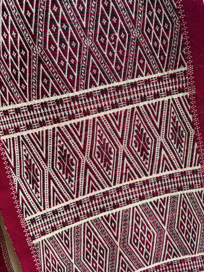 TABLE RUNNER