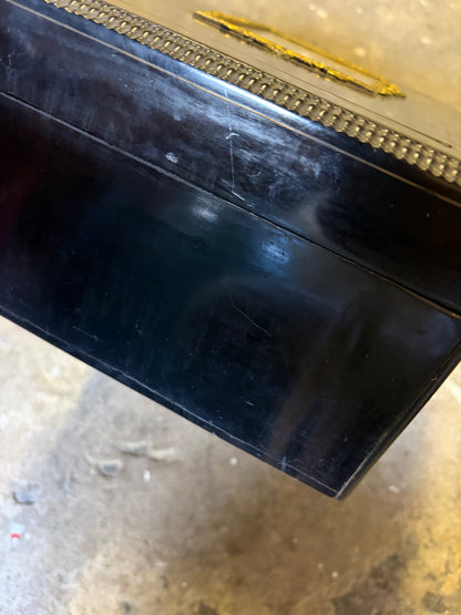 SPECIAL BOX