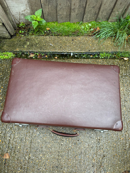 SUITCASE