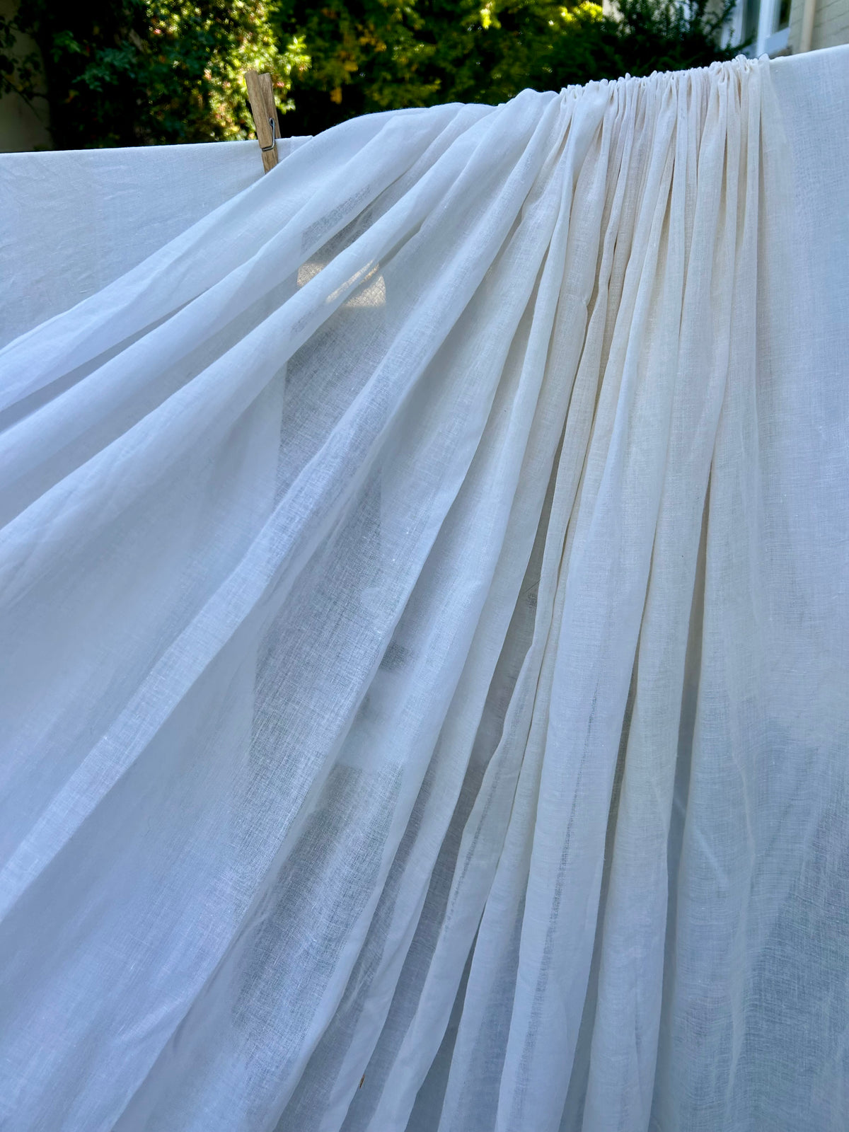 LINEN CURTAINS