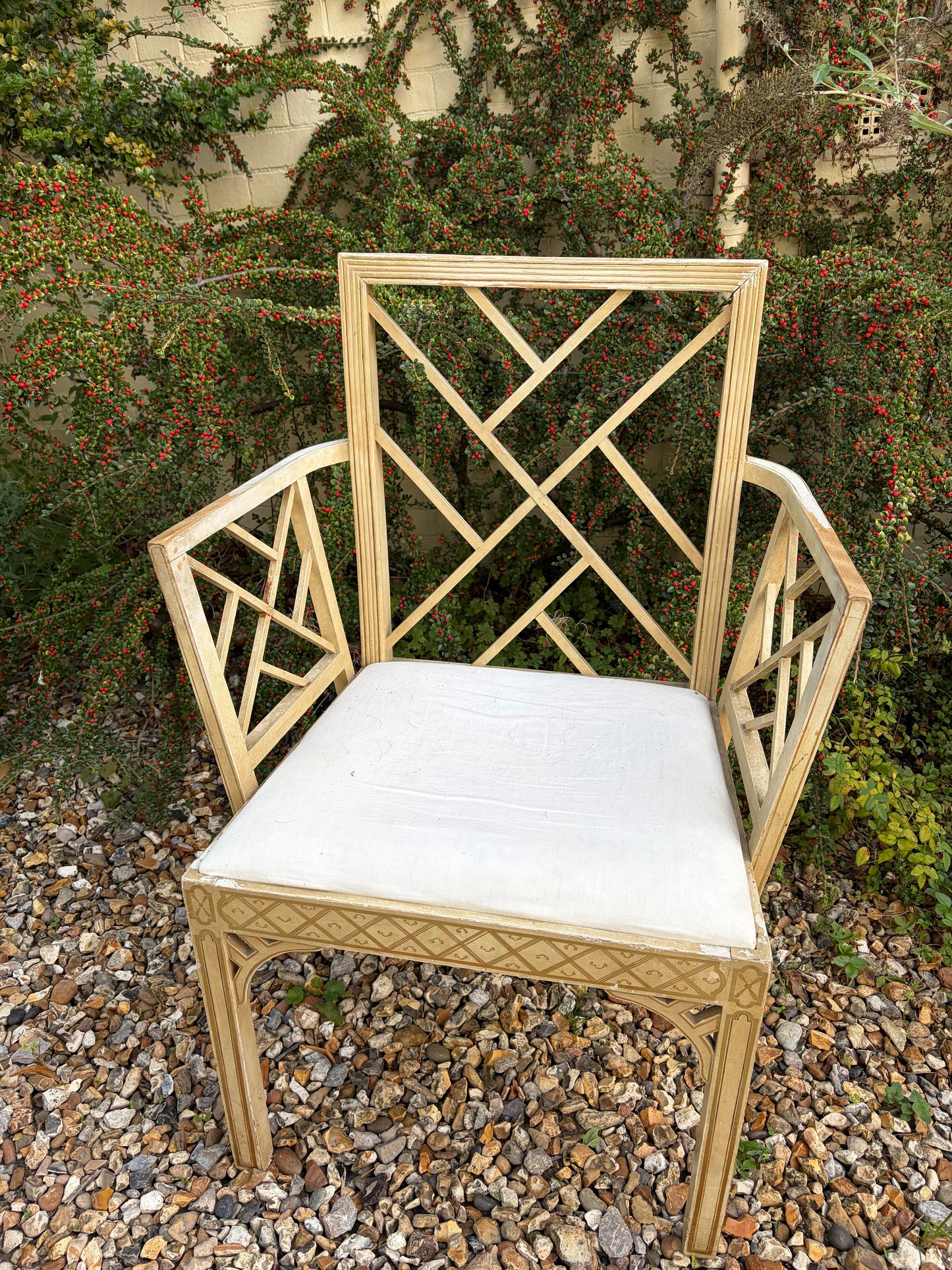 SET 4 CHAIRS