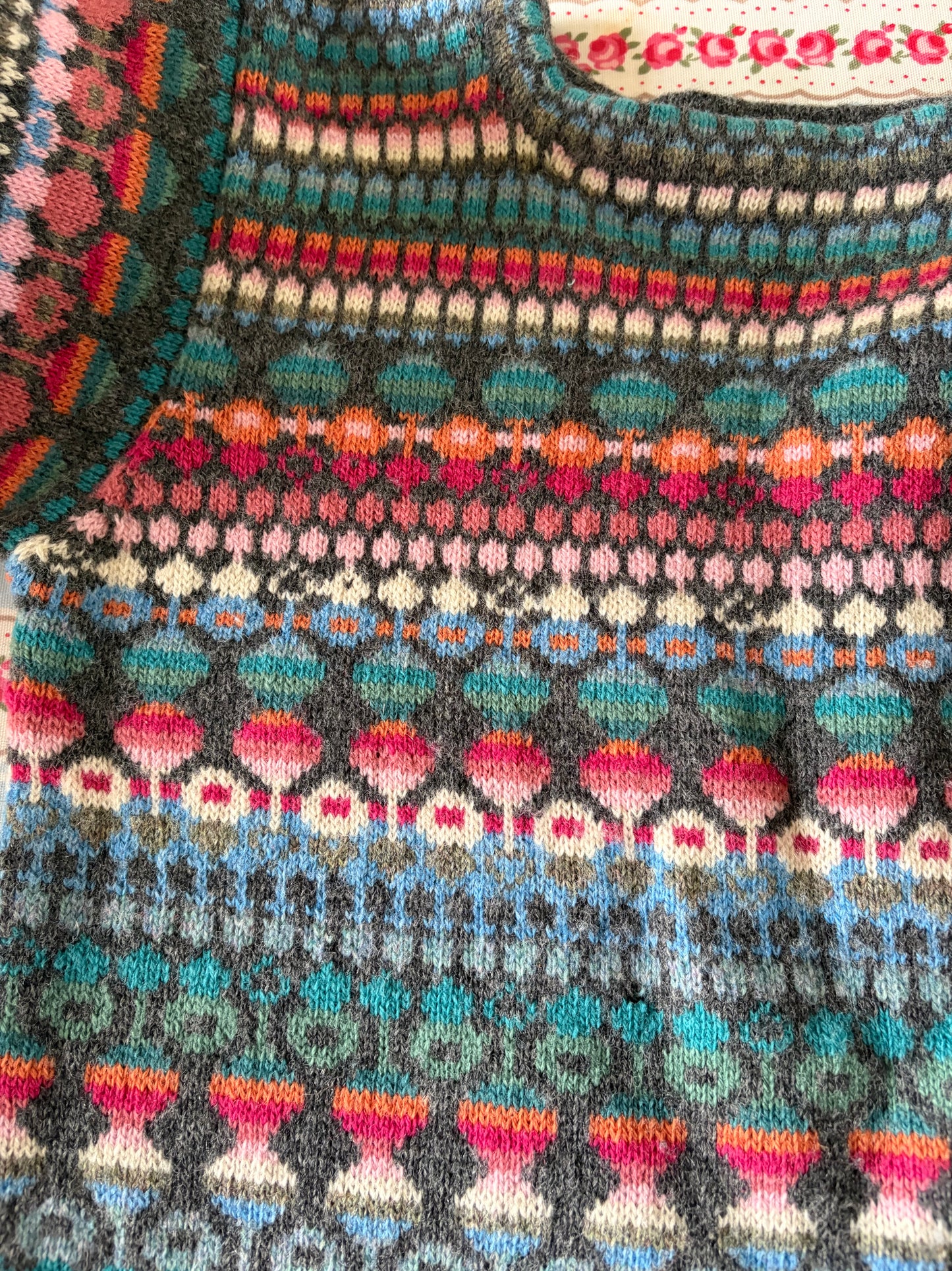 VINTAGE JUMPER