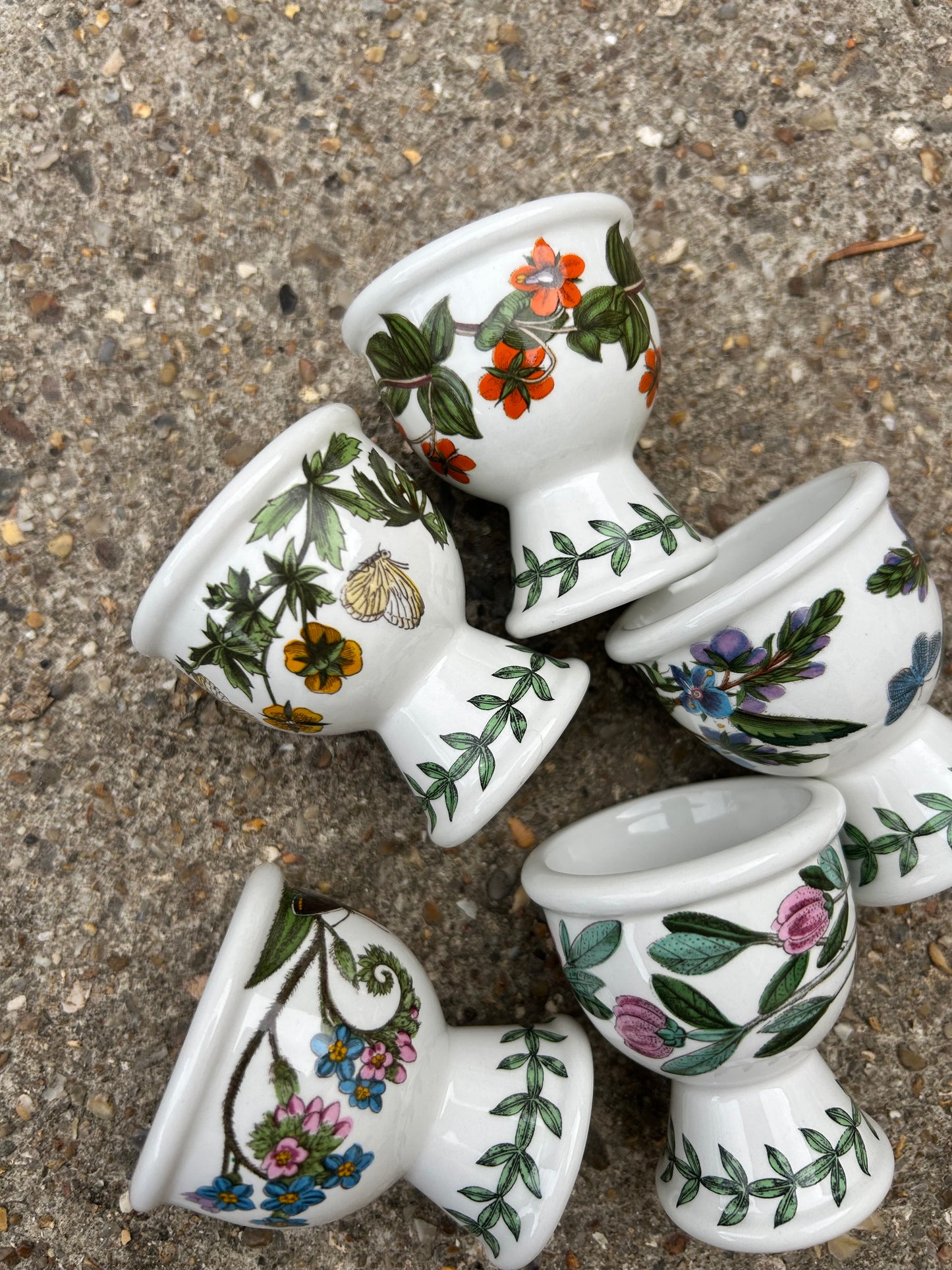 EGG CUPS