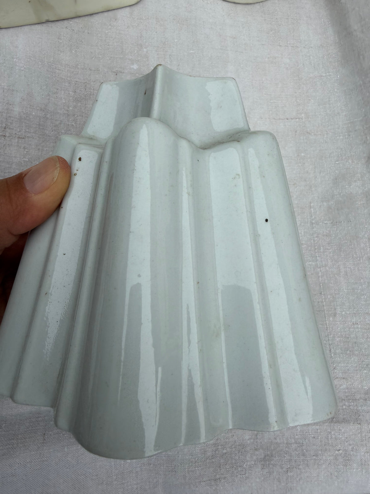 ANTIQUE JELLY MOULD