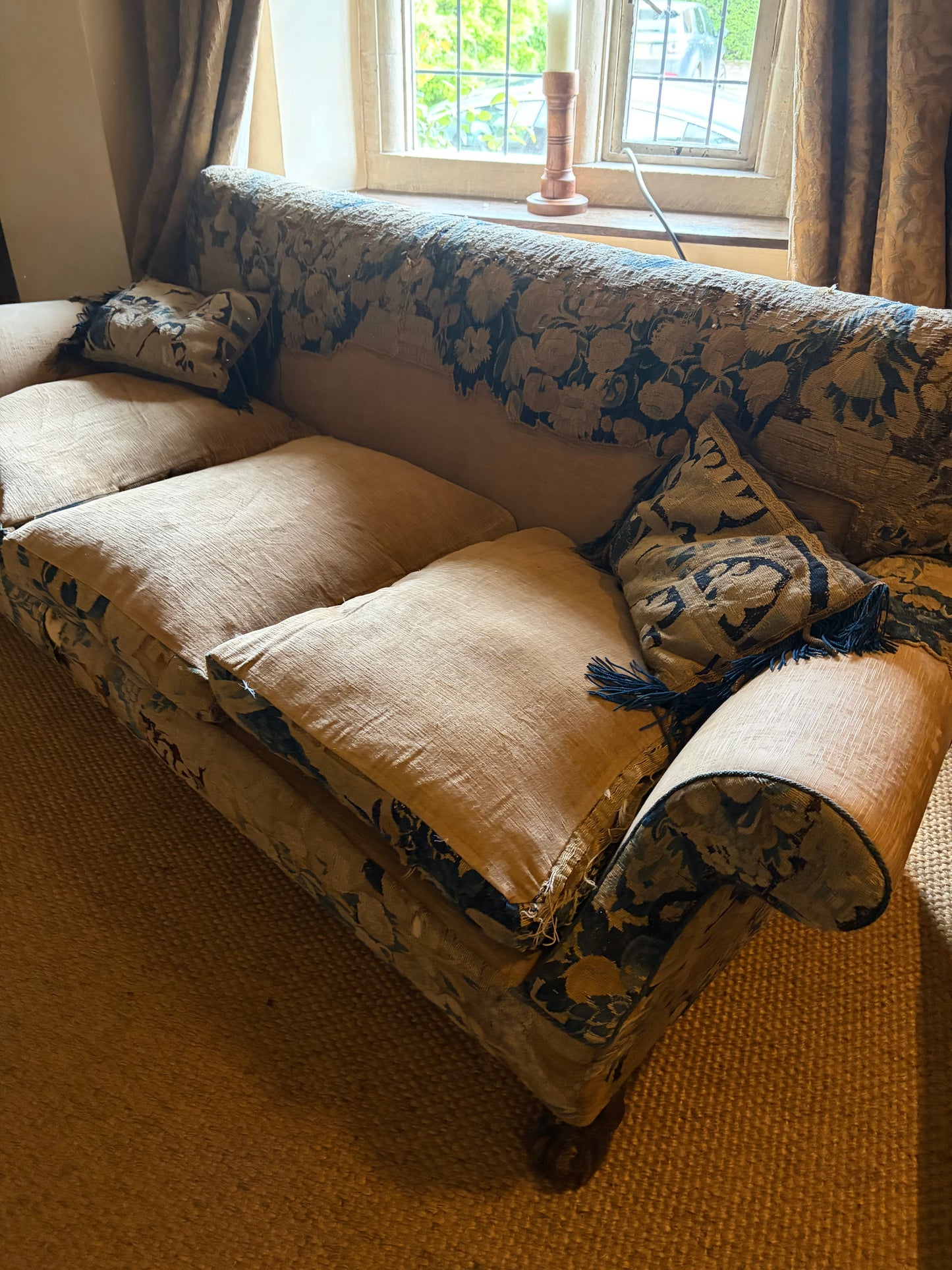 TAPESTRY SOFA