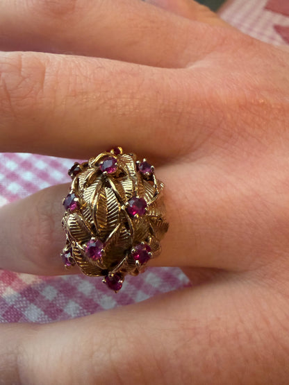 GOLD AND RUBY RING