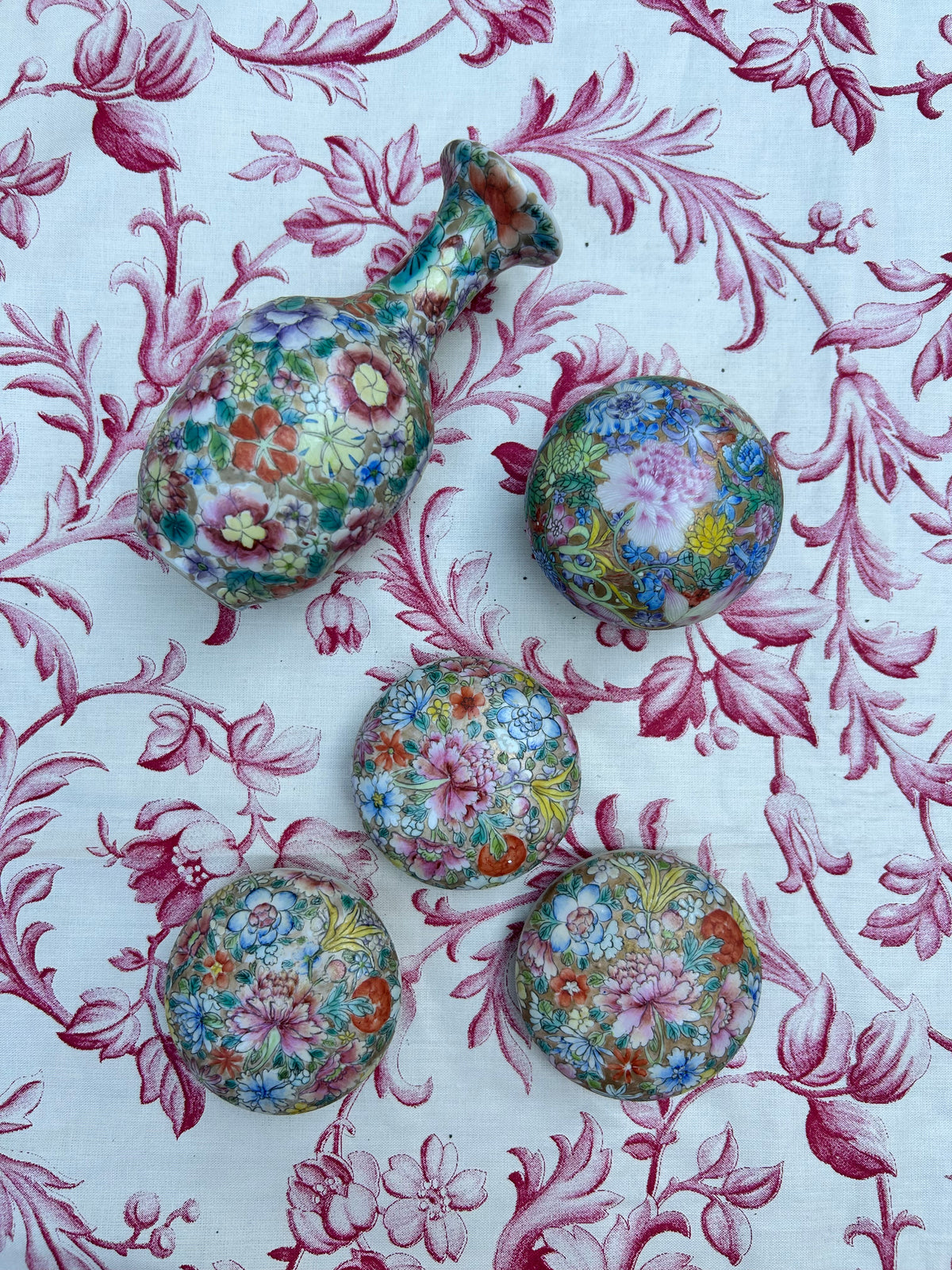 CHINESE PORCELAIN