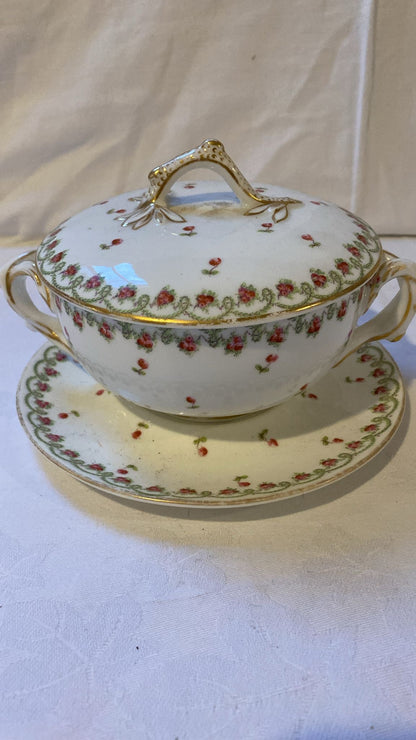 LIDDED BOWL AND PLATE