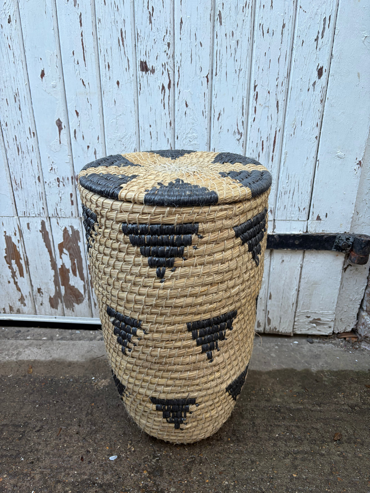 LAUNDRY BASKET