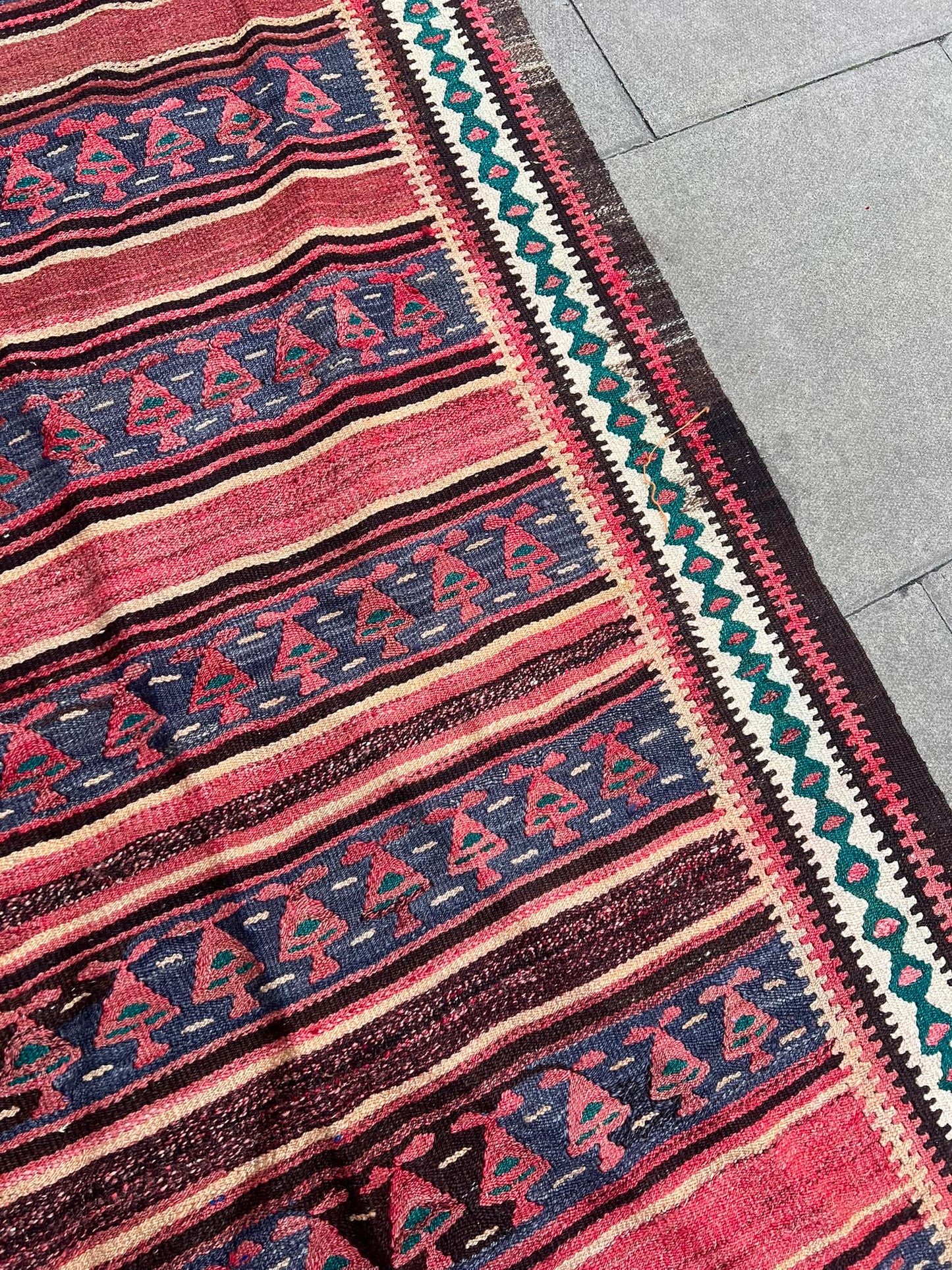 RUG