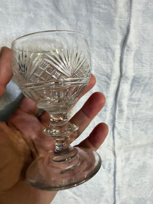 VINTAGE GLASSES