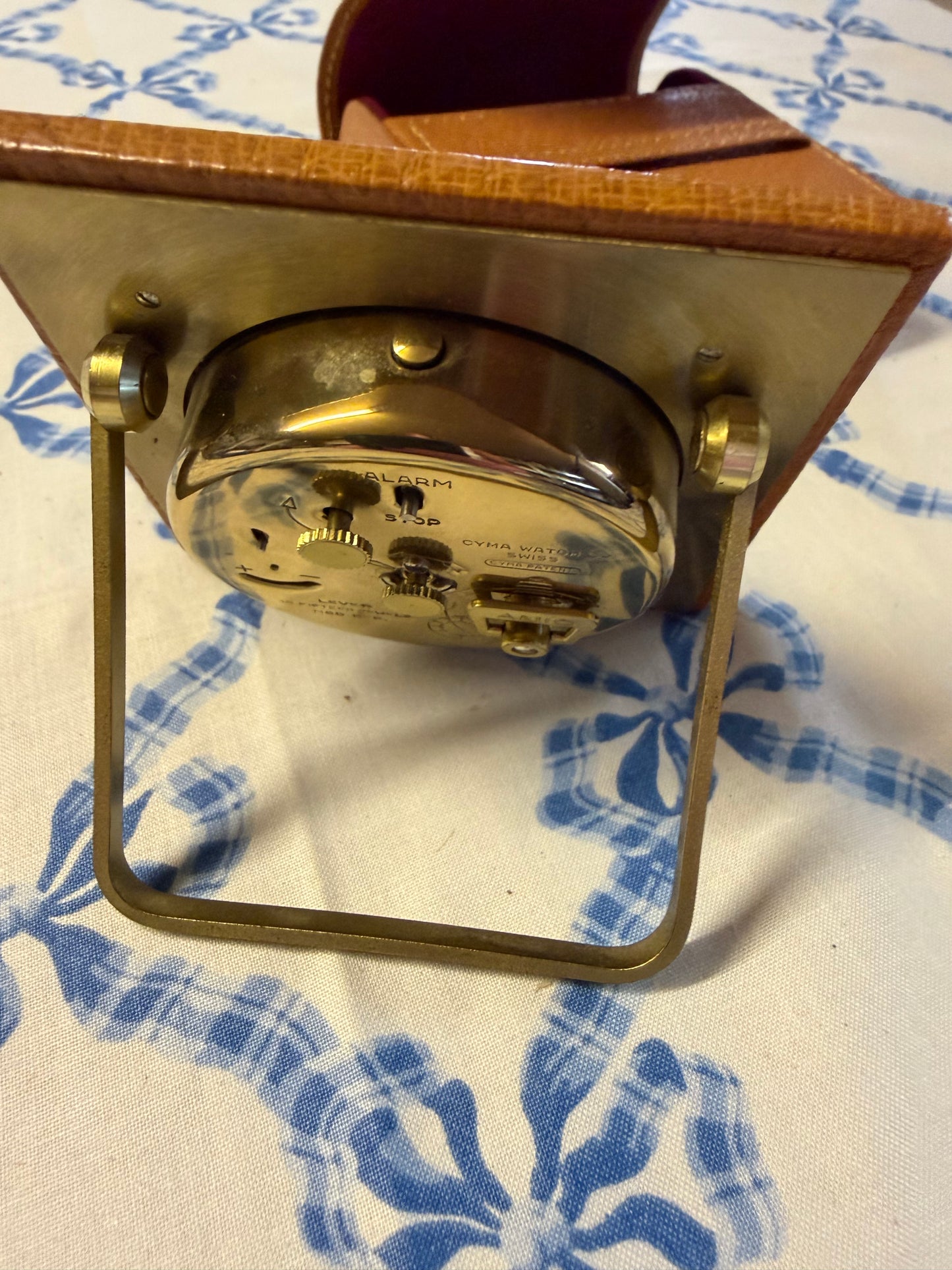 PORTABLE CLOCK