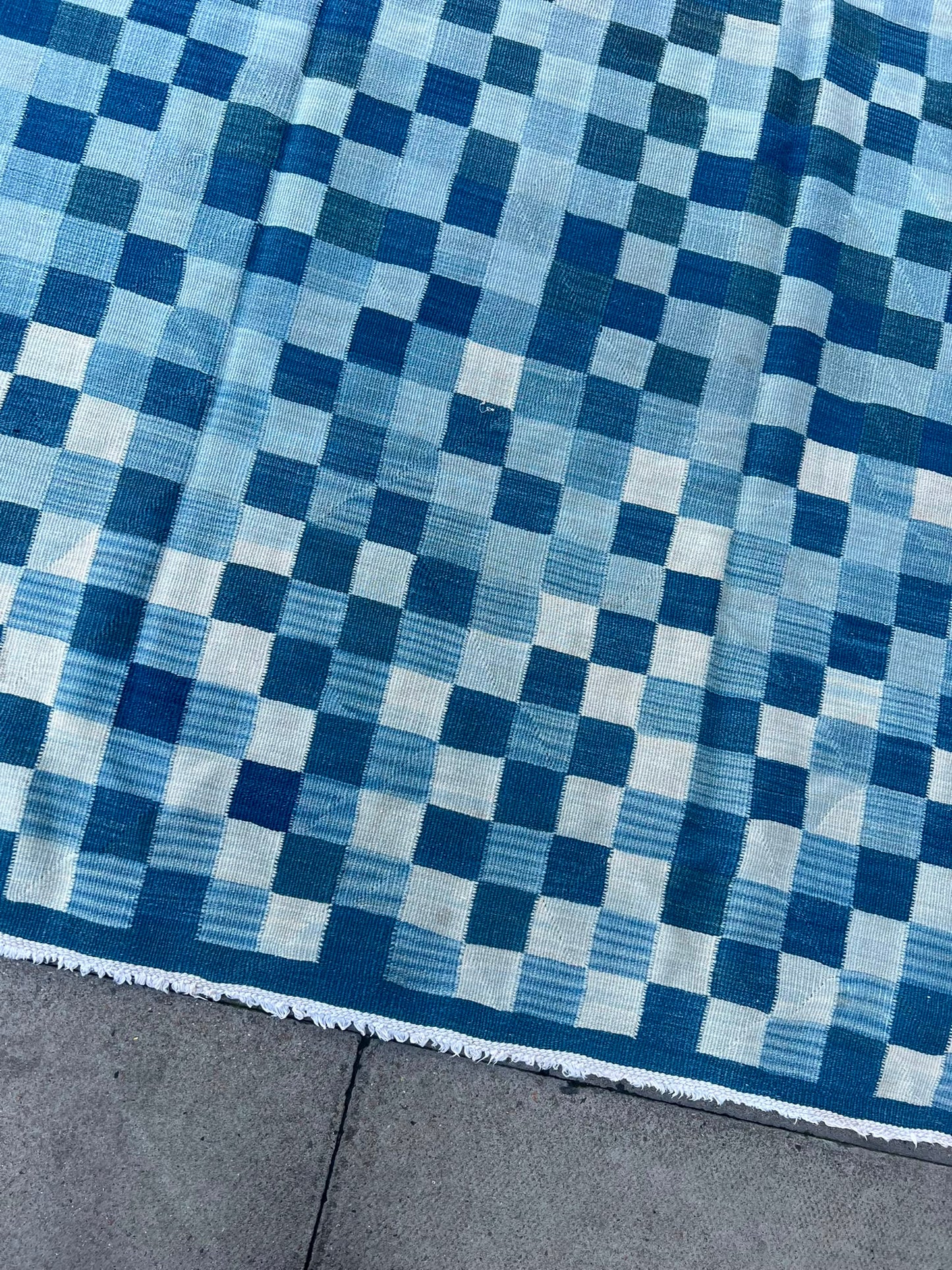 CHECKED KILIM