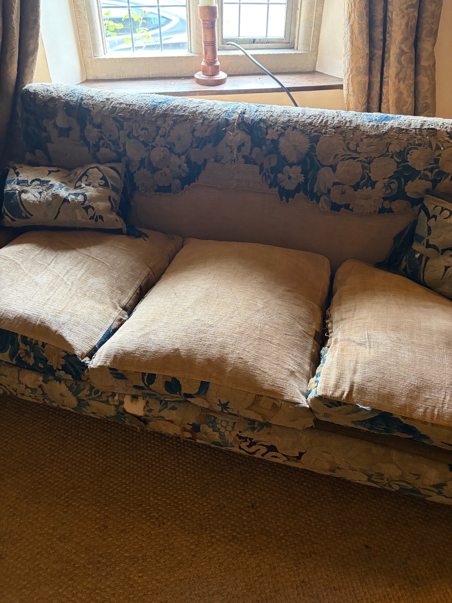 TAPESTRY SOFA