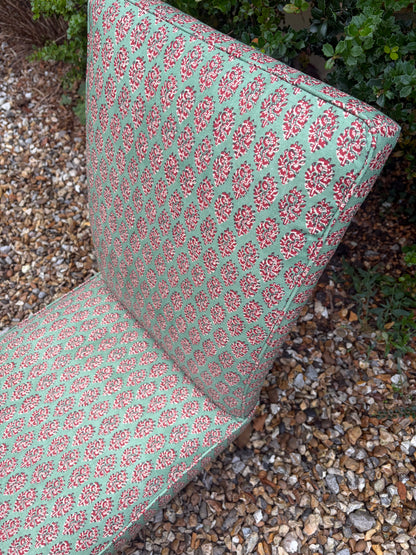 SLIPPER CHAIR
