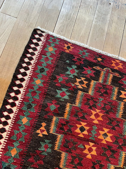 KILIM RUG