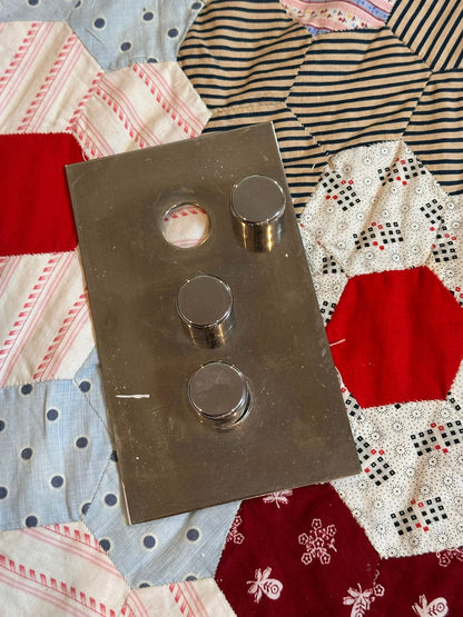 DIMMER SWITCHES