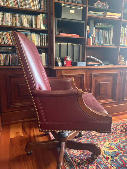 OFFICE CHAIR