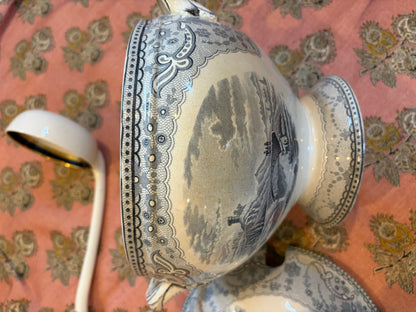TUREEN DISH