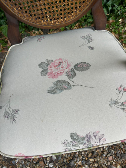 BEDROOM CHAIR