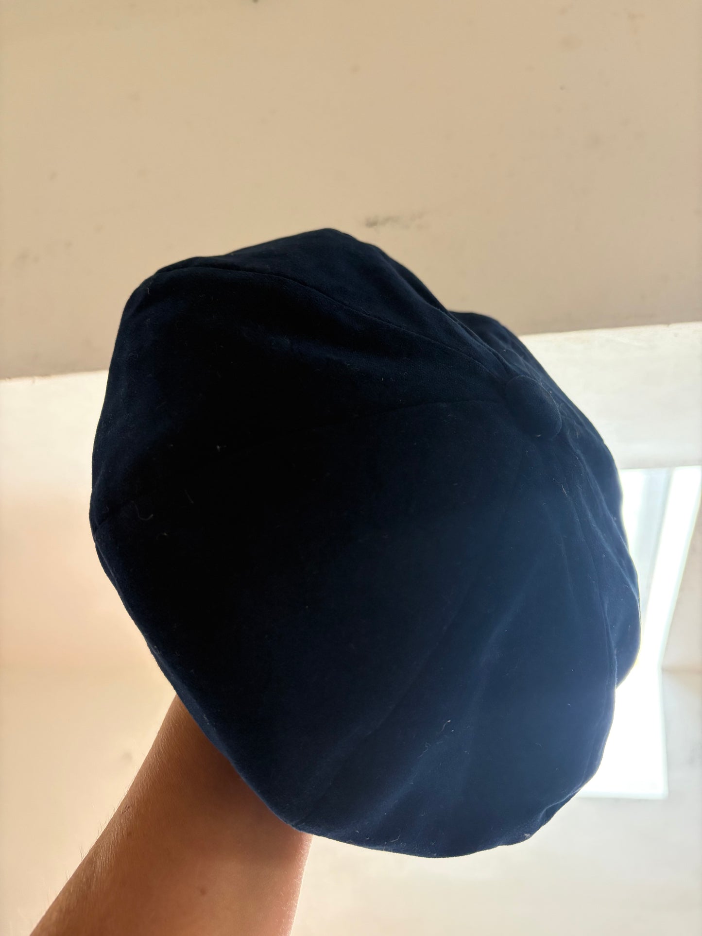 VELVET BERET