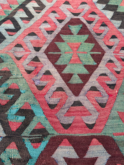 ANTIQUE KILIM