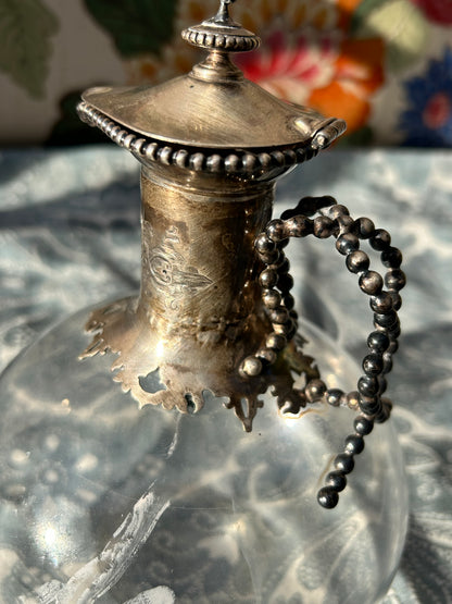 DECANTER