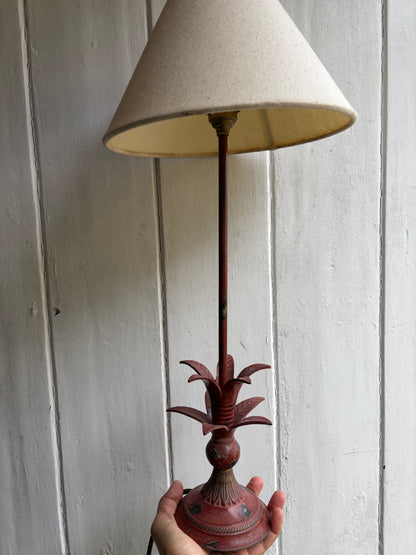 PINEAPPLE LAMPS