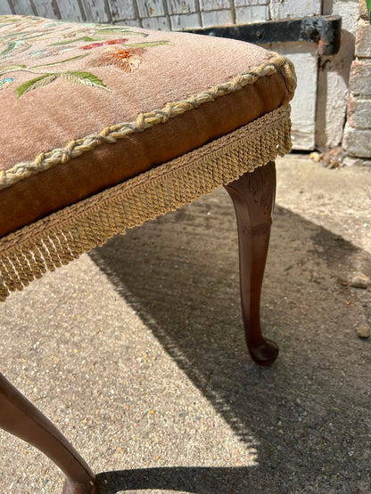 FOOTSTOOL