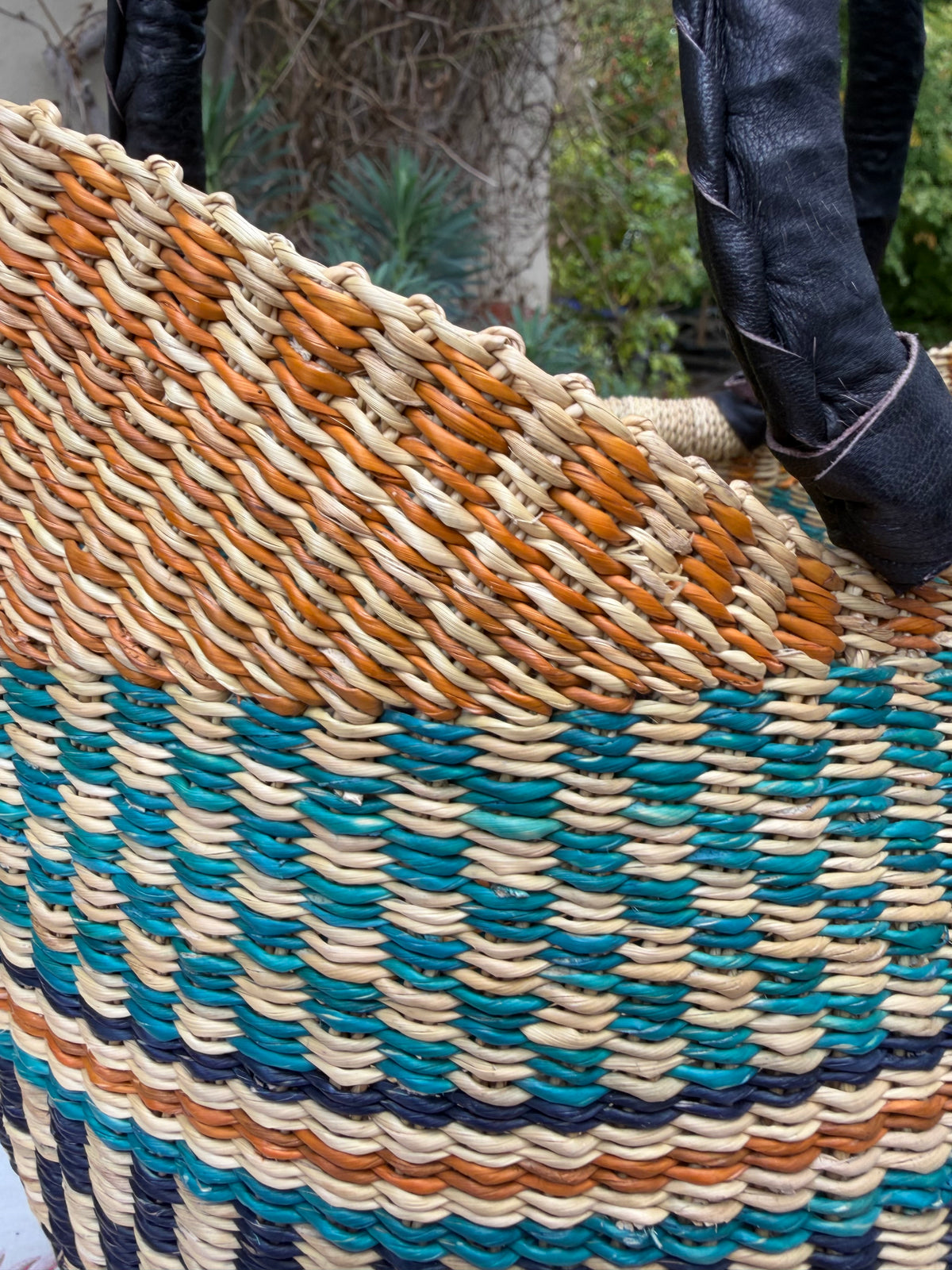 HANDWOVEN BASKET