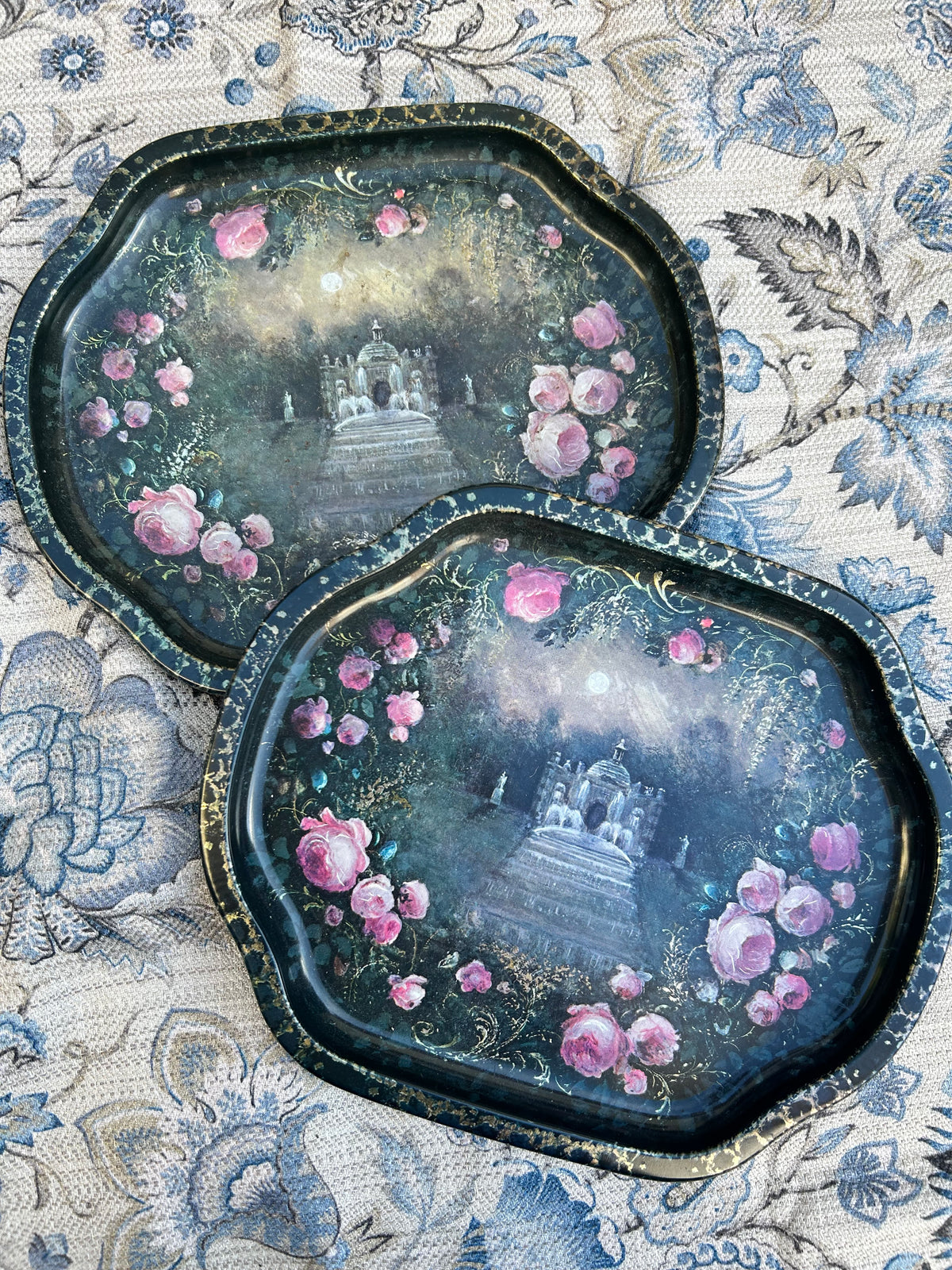 CHATSWORTH TRAYS