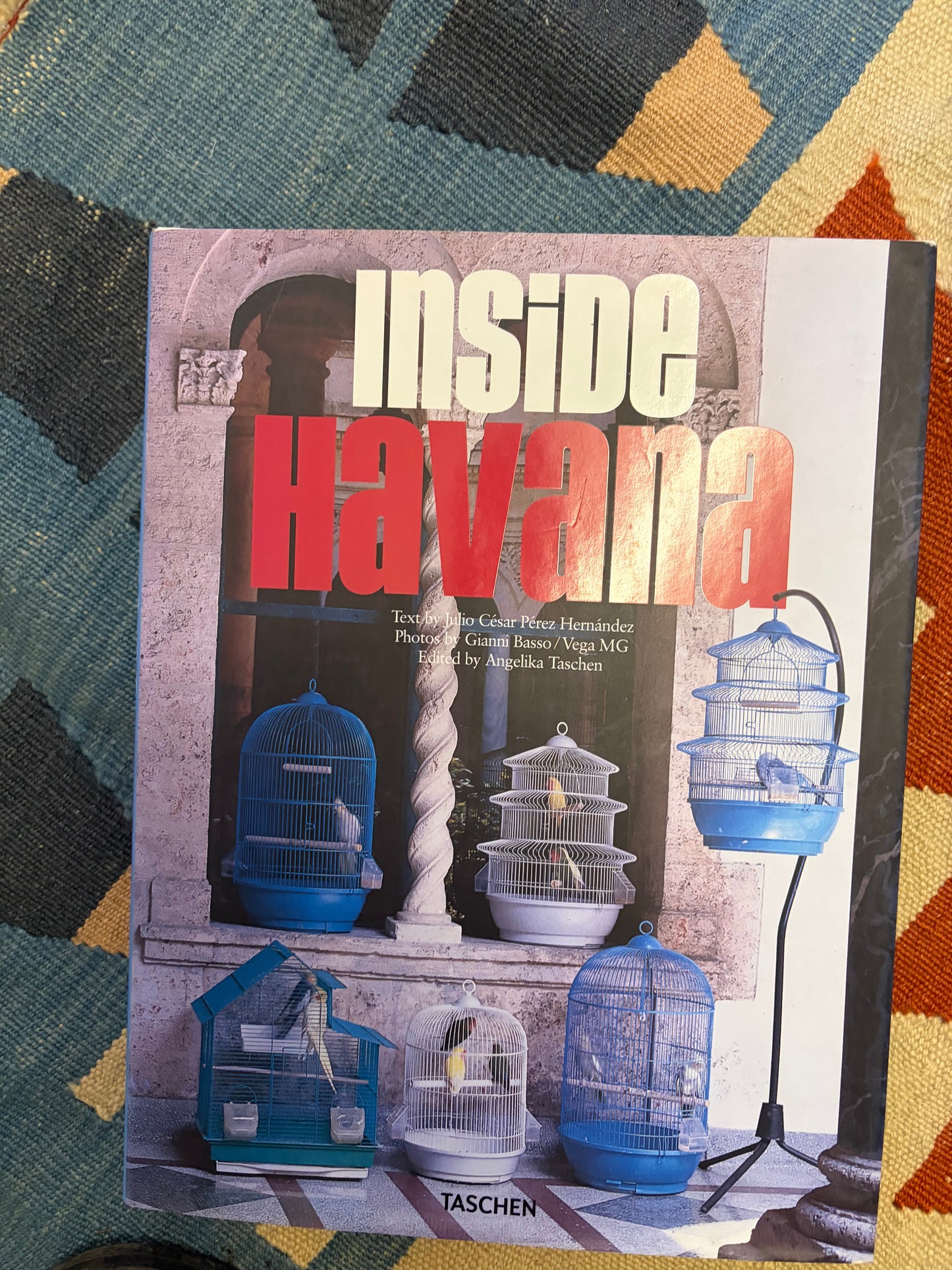 HAVANA BOOK