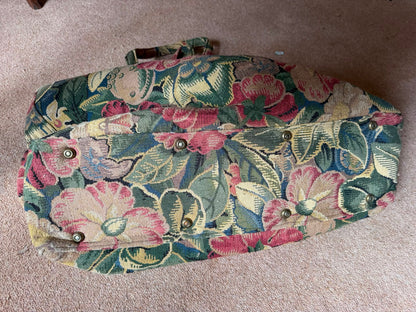 CARPET BAG